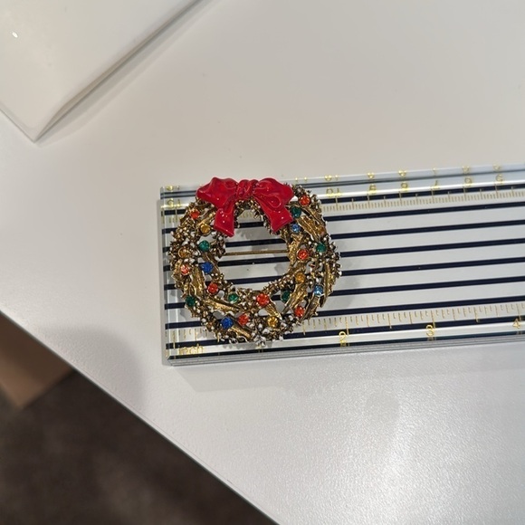 ART Arthur Pepper vintage Christmas wreath brooch - Picture 9 of 10